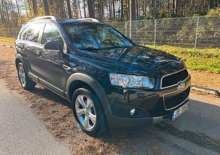 Chevrolet Captiva 2.4i 4WD 7-Sitzer