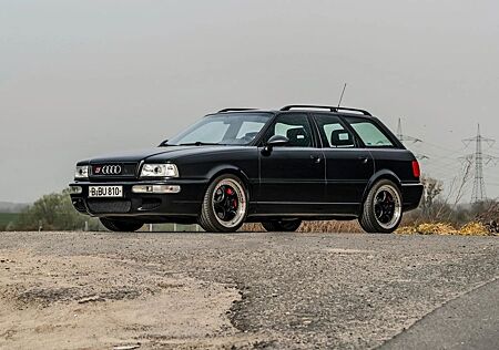 Audi RS2