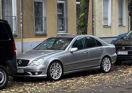 Mercedes-Benz C 350 4MATIC AVANTGARDE Avantgarde