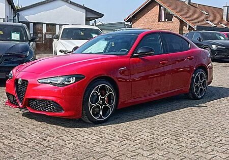 Alfa Romeo Giulia Veloce Q4 #HARMANKARDON #Panorama
