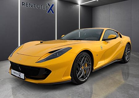 Ferrari 812 Superfast Carbon/Lift/Beifahrerdisplay