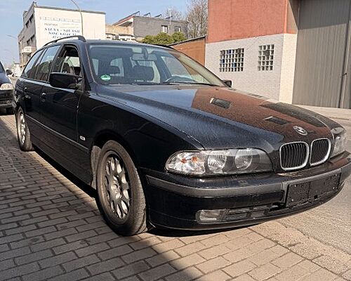BMW 520i Touring -