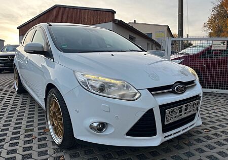 Ford Focus 2.0 TDCI *Bi-Xenon*Leder*Sitzhzg
