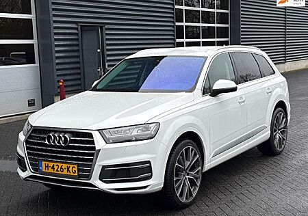 Audi Q7 3.0 TDI quattro Pro Line s-line velgen, camer