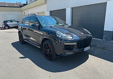 Porsche Cayenne Turbo Approved ink. MwSt