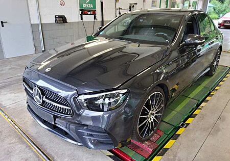 Mercedes-Benz E 220 d Lim|AMG-LINE|WIDESCREEN|BURMESTER|1.HAND