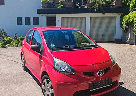 Toyota Aygo (X) Aygo - TÜV Neu!