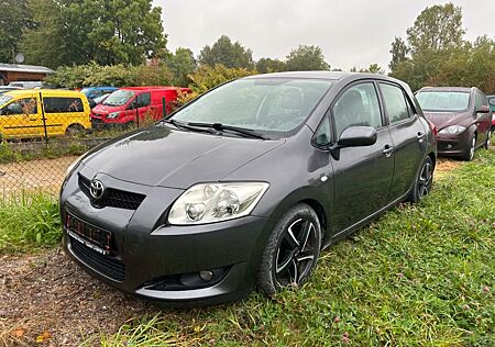 Toyota Auris Sol