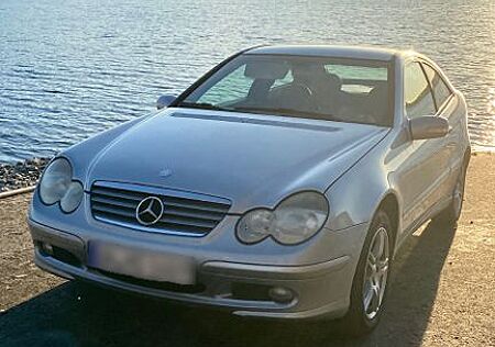 Mercedes-Benz CL 200 Mercedes CL 203 - Ein Liebhaberfahrzeug in Top-Z