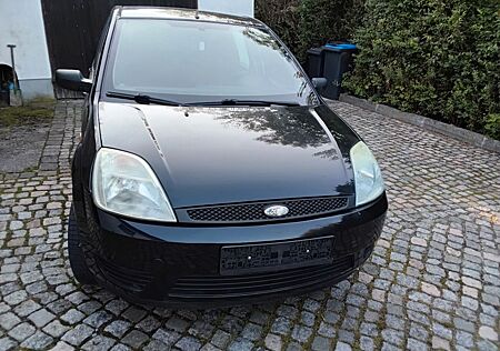 Ford Fiesta 1.3 , 1 Besitzer, Ez 2005