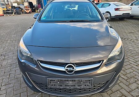 Opel Astra J Sports Tourer Edition