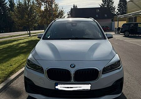 BMW 2er 218 Gran Tourer 218d xDrive Luxury Line|Keyless|