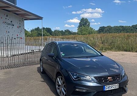 Seat Leon 1.5 TSI ACT 110kW FR Black Matt DSG Spo...