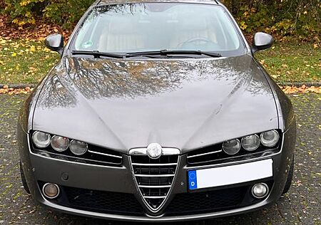 Alfa Romeo 159 Alfa 1.9 JTDM 16V Distinctive QTRONIC Di...