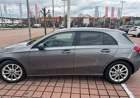 Mercedes-Benz A 180 Night-Paket | | Scheckheft | Top Zustand