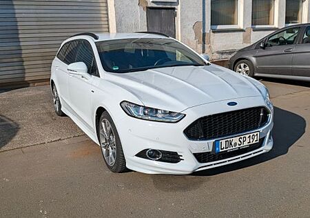 Ford Mondeo 2,0 TDCi 132kW ST-LineTurnier PowerSh...