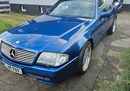 Mercedes-Benz SL 280 im einmaligen blau metallic