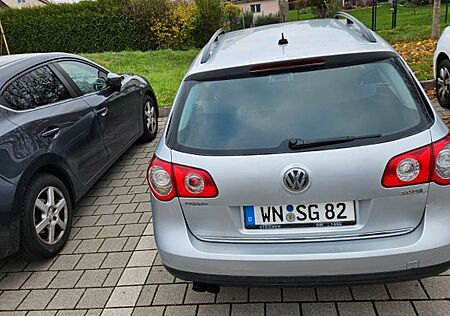 VW Passat Variant Volkswagen 2.0 FSI Individual Chrom Vari...