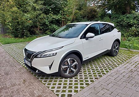 Nissan Qashqai 1.5 VC-T e-Power N-Connecta Winter-Busin