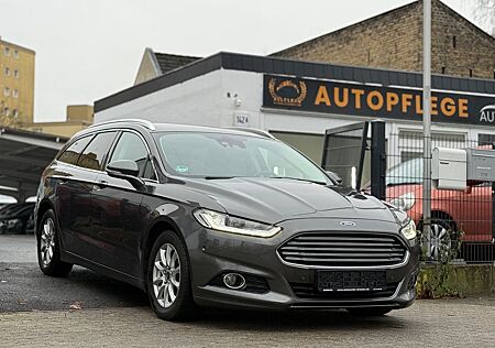 Ford Mondeo Turnier Titanium 8-Fach Kamera