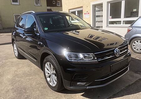VW Tiguan Volkswagen Highline 4Motion.Navi.LED.AHK.DSG.Panoram