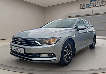 VW Passat Variant Volkswagen Comfortline ACC Standheizung GJR