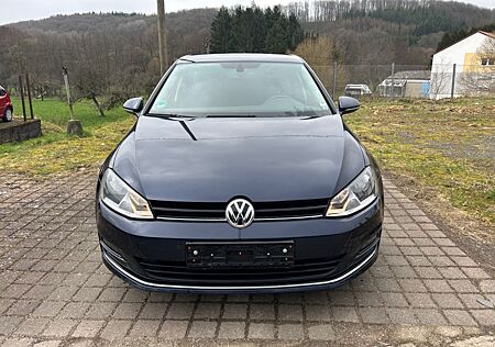 VW Golf Volkswagen VII Lim. Lounge BMT