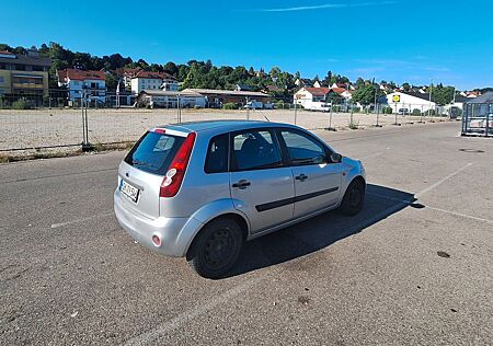 Ford Fiesta 1,3 51 kW Ambiente Ambiente