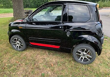 Microcar M.Go 6 mit Restgarantie