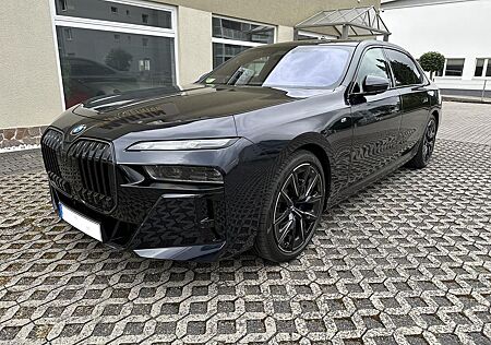 BMW 740d xDrive M Sportpaket Pro, Standheizung, B&W