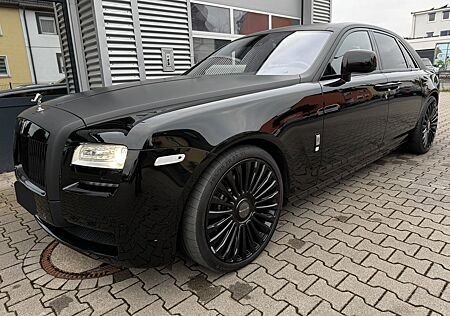 Rolls-Royce Ghost - black, 22Zoll Mansory -