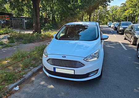Ford C-Max 1,5TDCi 88kW PowerShiftTitanium Titanium
