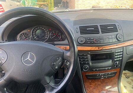 Mercedes-Benz E 220 CDI ELEGANCE Elegance