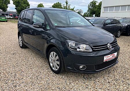 VW Touran Volkswagen Trendline Selbstlenkende Systeme PTC