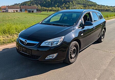 Opel Astra J Sports Tourer Design Edition