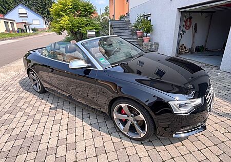 Audi A5 2.0 TFSI Cabriolet mit S5 Optik und Sound