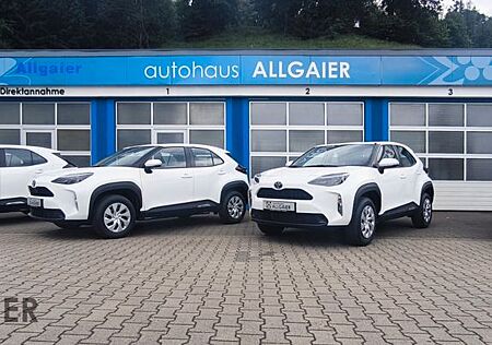 Toyota Yaris Cross Hybrid 4x2 Business Edition DEU