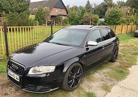 Audi A4 3.0 TDI tiptronic quattro Avant -270PS ABT