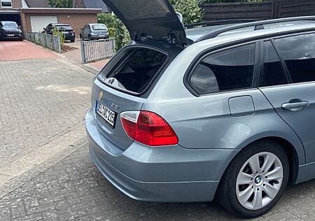 BMW 318i touring -