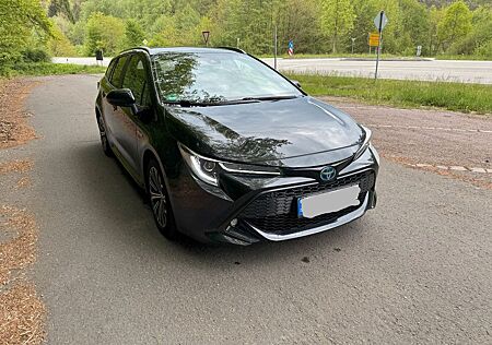 Toyota Corolla 2,0 Hybrid Team Deutschland Touring
