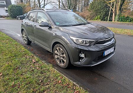 Kia Stonic 1.0 T-GDI Spirit 120 PS Kamera SHZ Navi