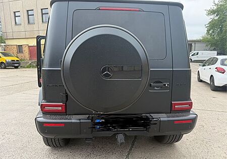Mercedes-Benz G 63 AMG Mercedes-AMG G 63 Mercedes-AMG