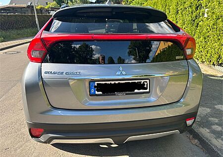 Mitsubishi Eclipse Cross 2.2 DI-D ClearTec 8-AT 4WD Dia...