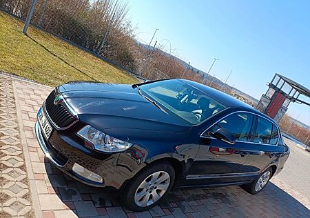 Skoda Superb 1.4 mit TÜV bis 02/2027