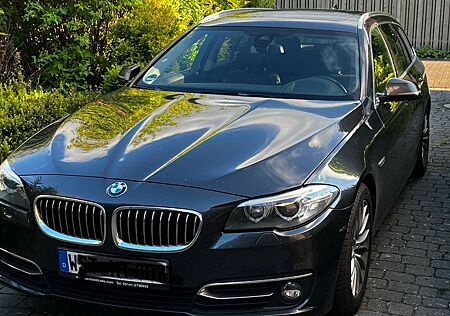 BMW 520d Touring Luxury Line