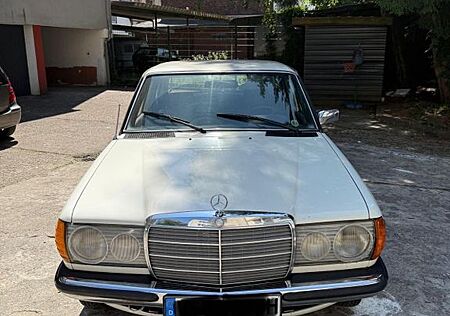 Mercedes-Benz 240 240d diesel