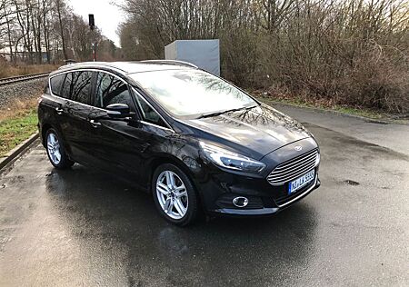 Ford S-Max 7 Sitzer, 2,0 TDCi 132kW