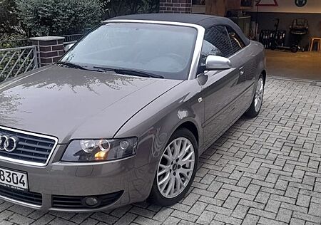 Audi A4 2.5TDI multitronic Cabriolet -
