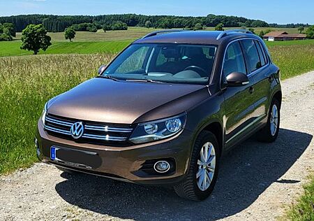 VW Tiguan Volkswagen 2.0 TDI DSG 4MOTION Track & Style Tra...