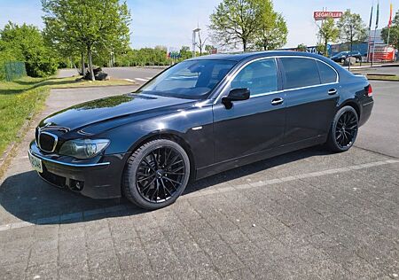 BMW 740Li A -